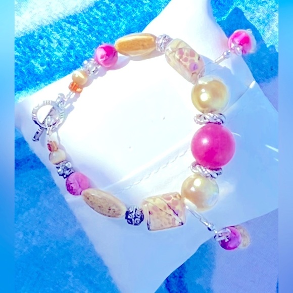 Handmade Beaded Bracelet & Earring Set- Beautiful Colors-Gently Used Condition - Picture 13 of 16